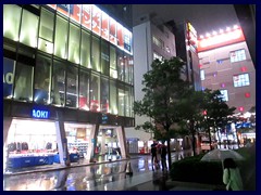 Tokyo_Akihabara_15